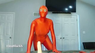 LinaBlackly - Mommy’s Red Zentai Seduction