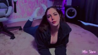 Ellie Skyes - Sibling Rivals