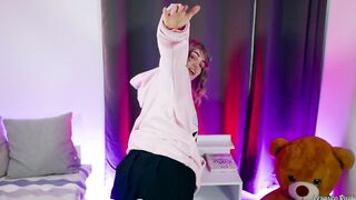 Veronica Russo – Naughty Game Night With Cousin