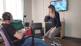 Why my sisters always want to Suck my Cock when Im on my best Game