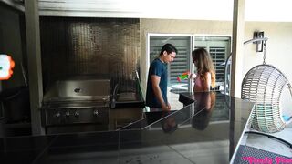 Daisy Fox - Stepsister And Her Friend Get So Wet - S38:E1