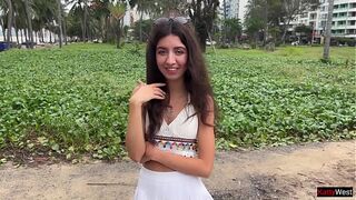 Public Agent Pickup - Sex with a Hottie on the First Date, but she only came the next day