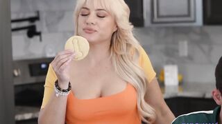 Mom Swapped - The Halloween Jizz Games - S5:E2