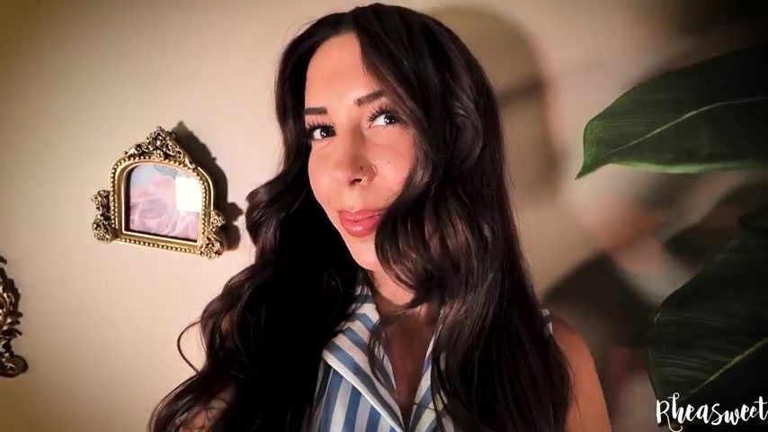 RheaSweet – Secretly Pregnant